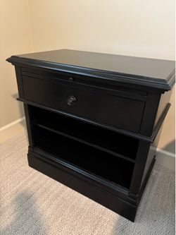 Pottery Barn Nightstands - Set of 2