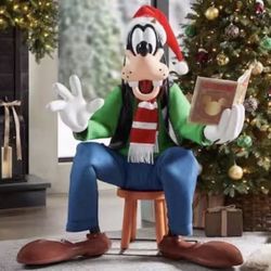 4 ft. Animated Holiday Goofy  Animatronic