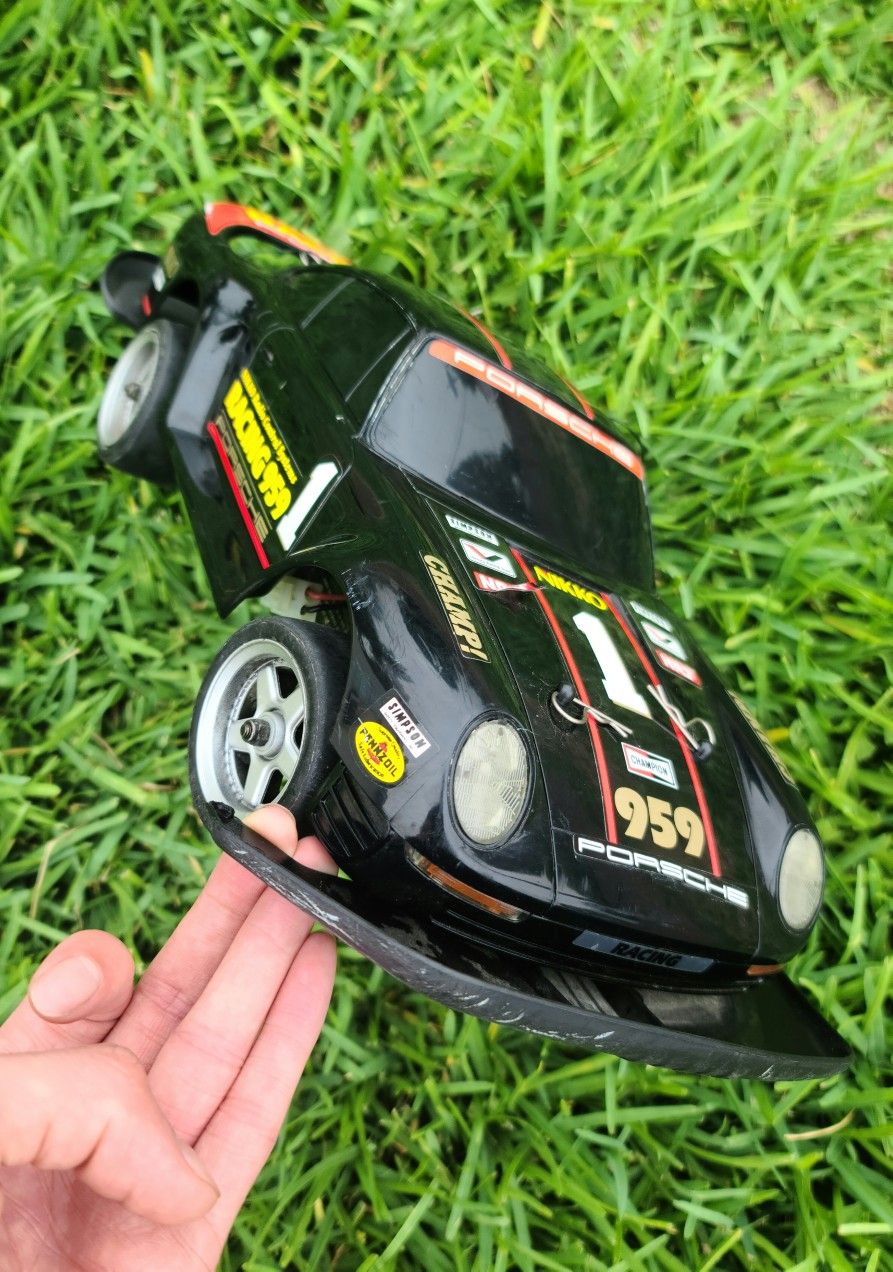 VINTAGE NIKKO PORSHE 959 RC CAR