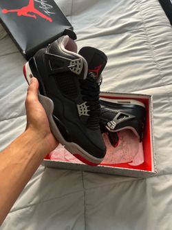 Jordan 4 breds