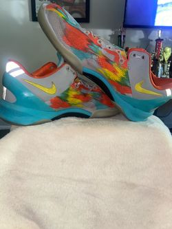 Various youth Basketball shoes