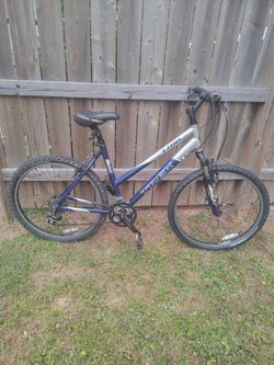 Trek 3700 step thru frame mtb
