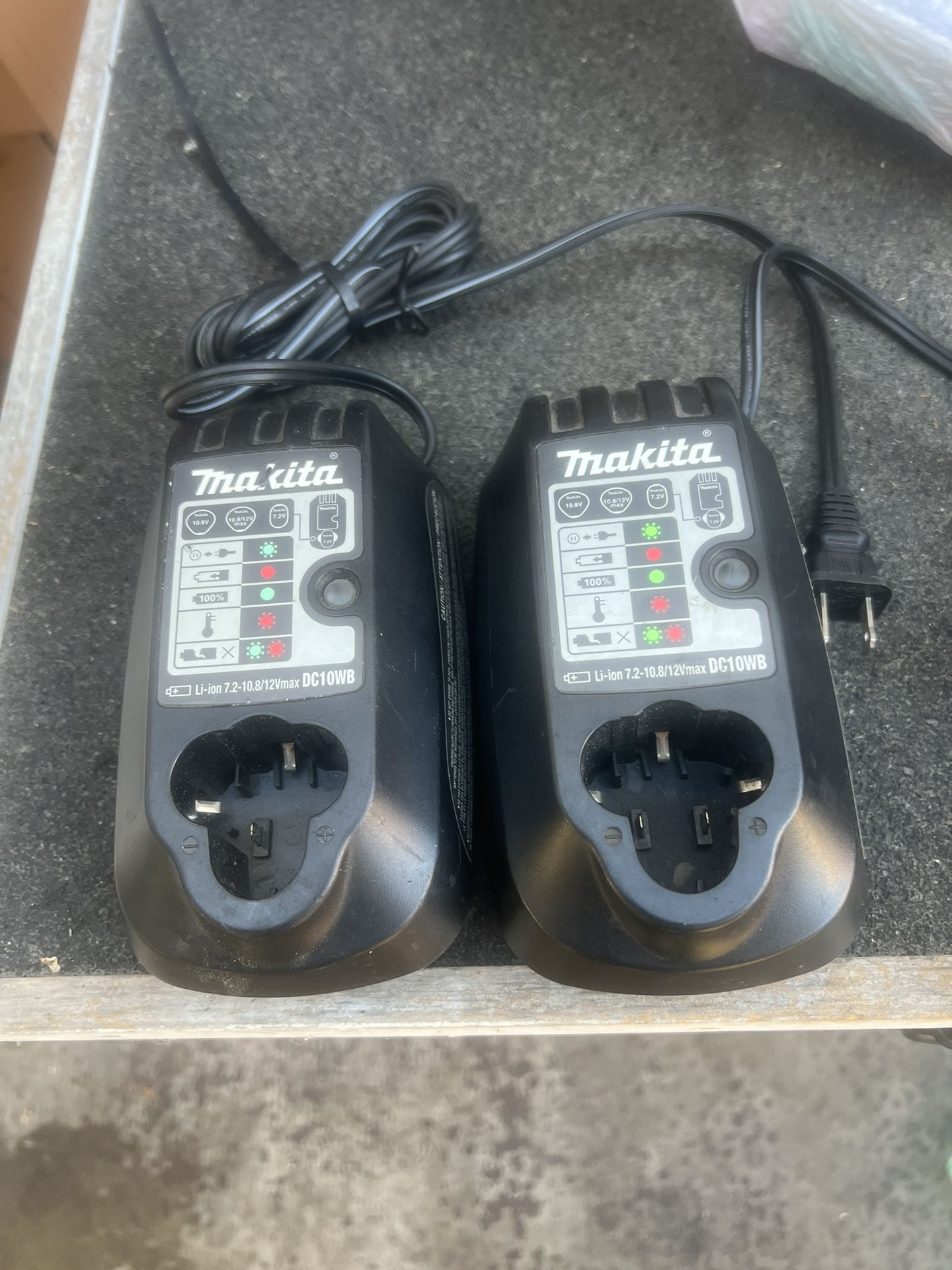 Makita Batterie Charger