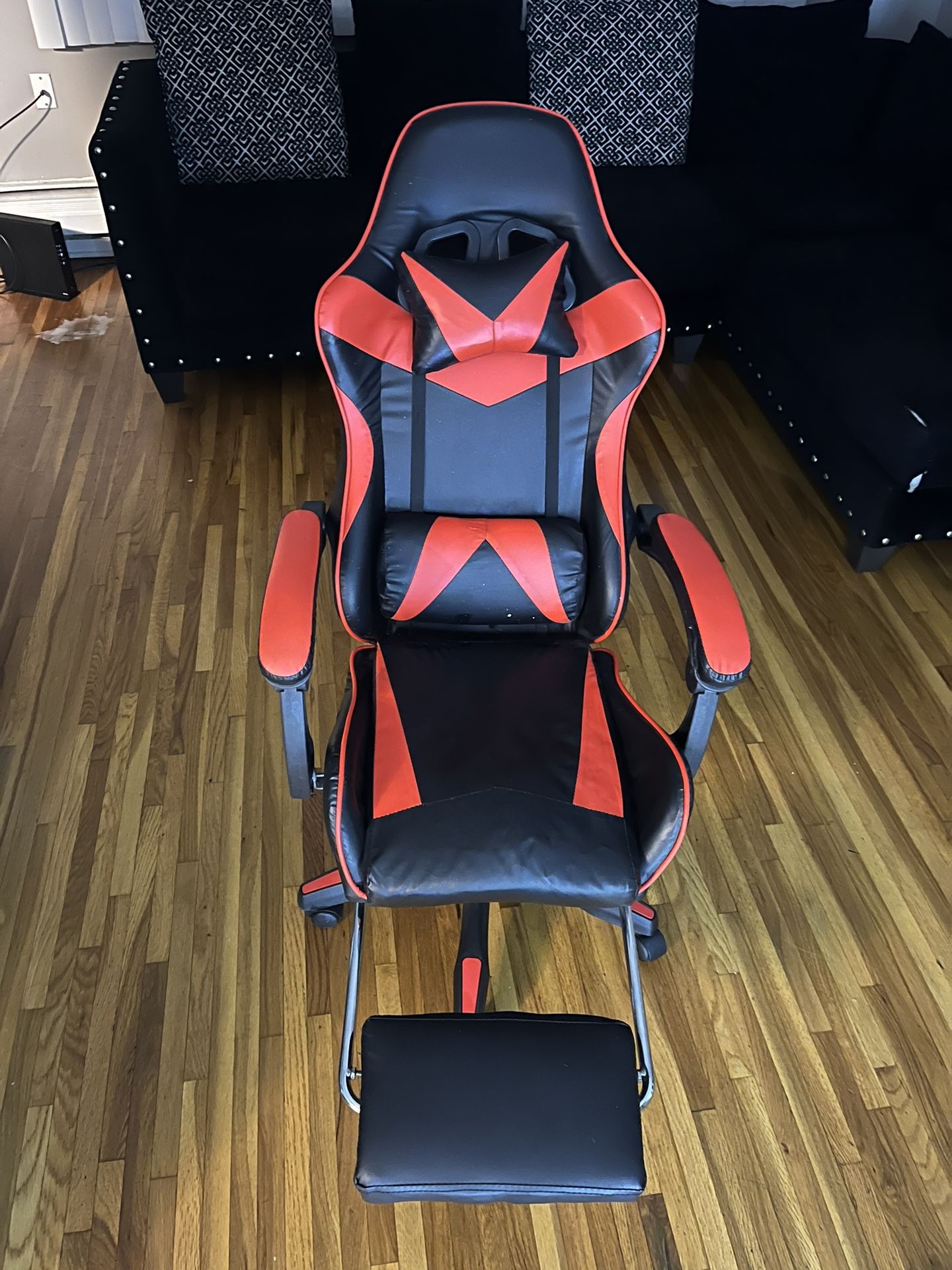 Used Red And Black Gaming Chair 
