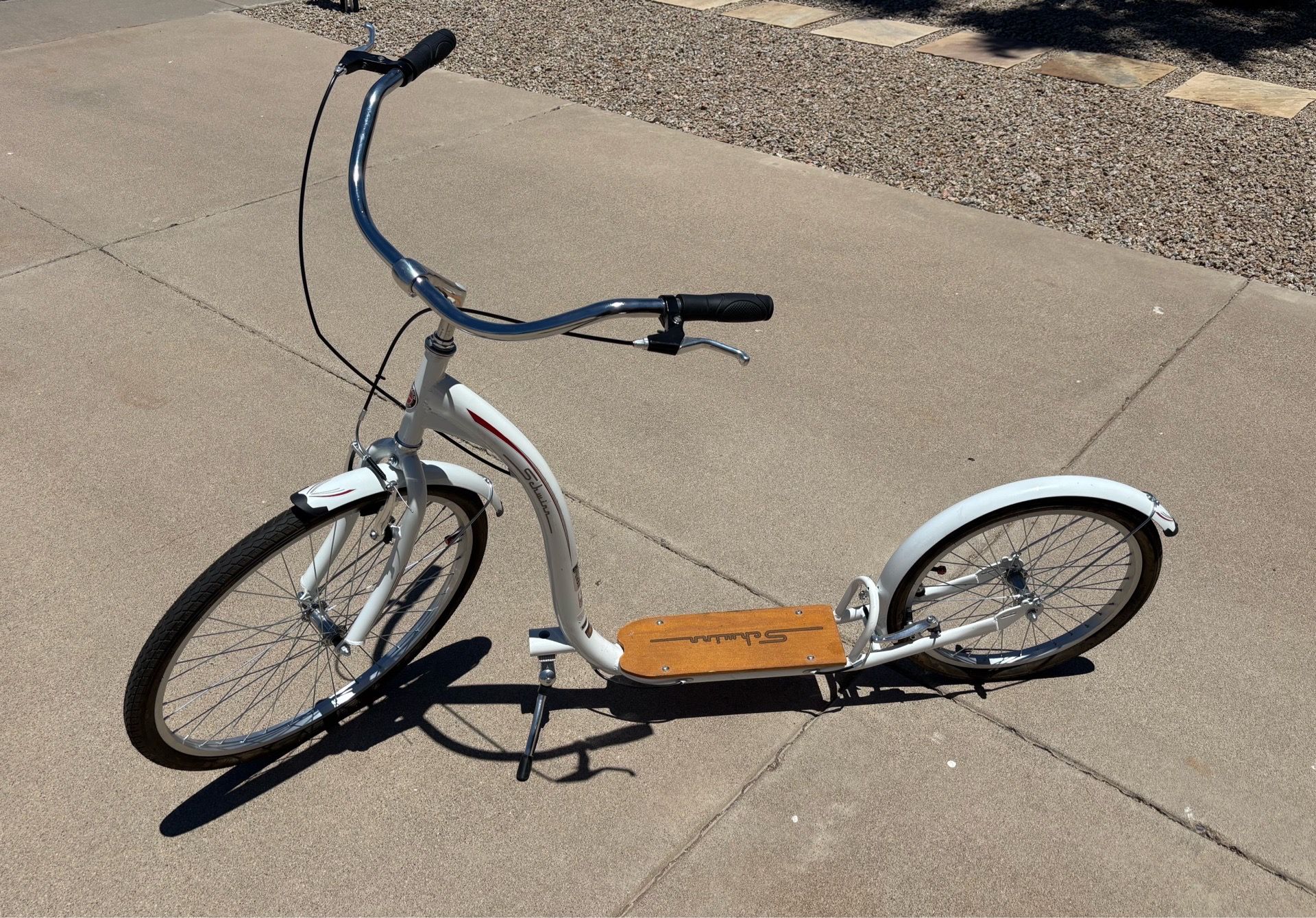 Schwinn Shuffle Kick Scooter