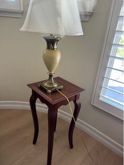 Table lamp