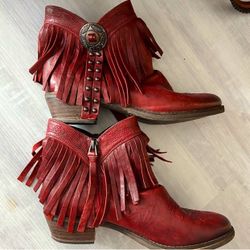 Sam Edelman Red Leather Fringed Western Size 7