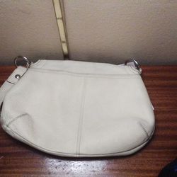 Coach Purse white Leather With Pink Interior Many Compartments .