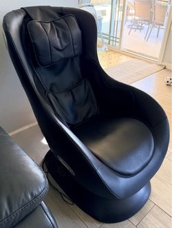 Impulse massage chair  (Like New)