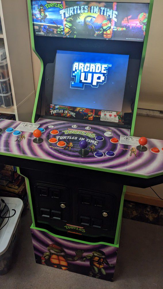 Arcade 1up TMNT Arcade/Turtles In Time Cabinet With Stool And Riser 