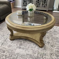 Three Piece Living Room Table and side Tables 
