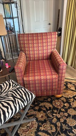 Yard Sale Friday 06/19 34th Lane and Vogel Ave