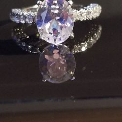 Gorgeous Women's Oval Cut Bridal engagement Ring Size 7