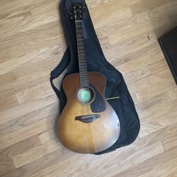 Yamaha Acoustic Guitar FS800 