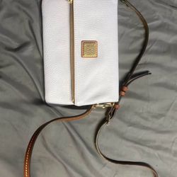 Dooney And Bourke Crossbody Bag