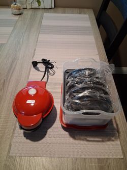 Dash Mini Waffle Maker