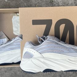 Adidas Yeezy V2 700 Statics Sz 10.5 13