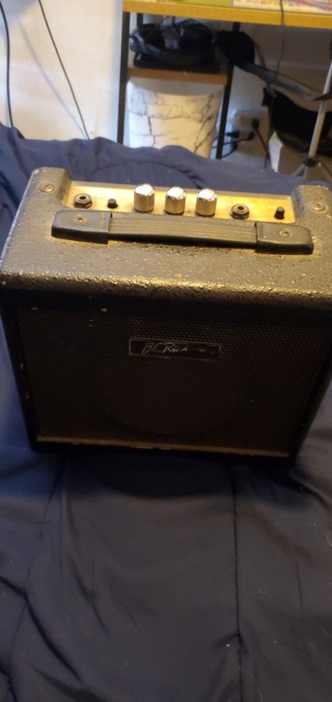 Guitar Amp