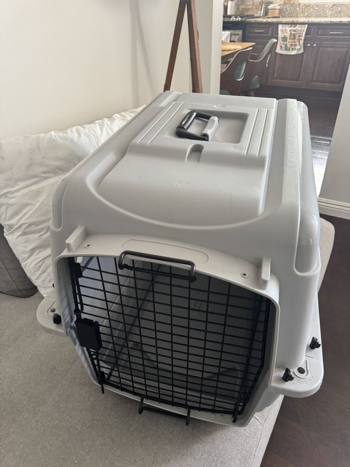 Dog Carrier Crate