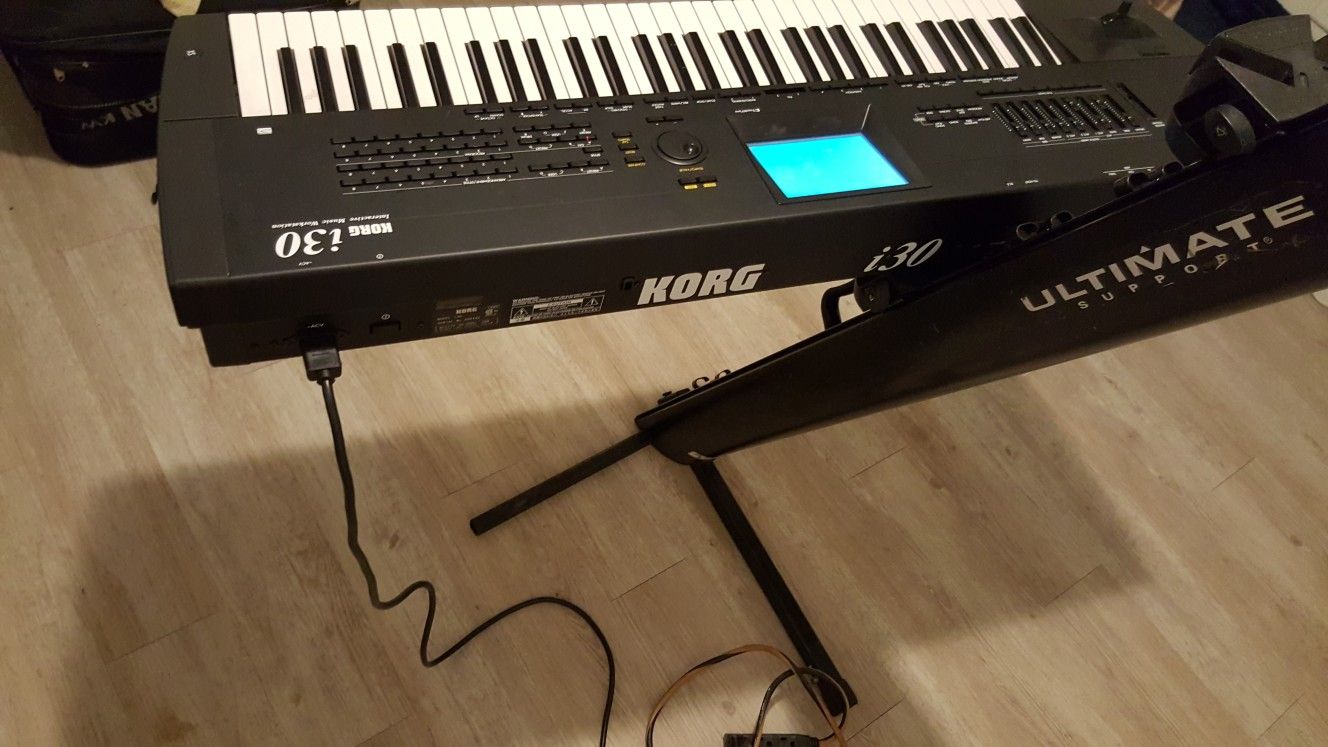 Korg i30