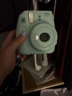 Fujifilm Instax Mini 9 Instant Camera