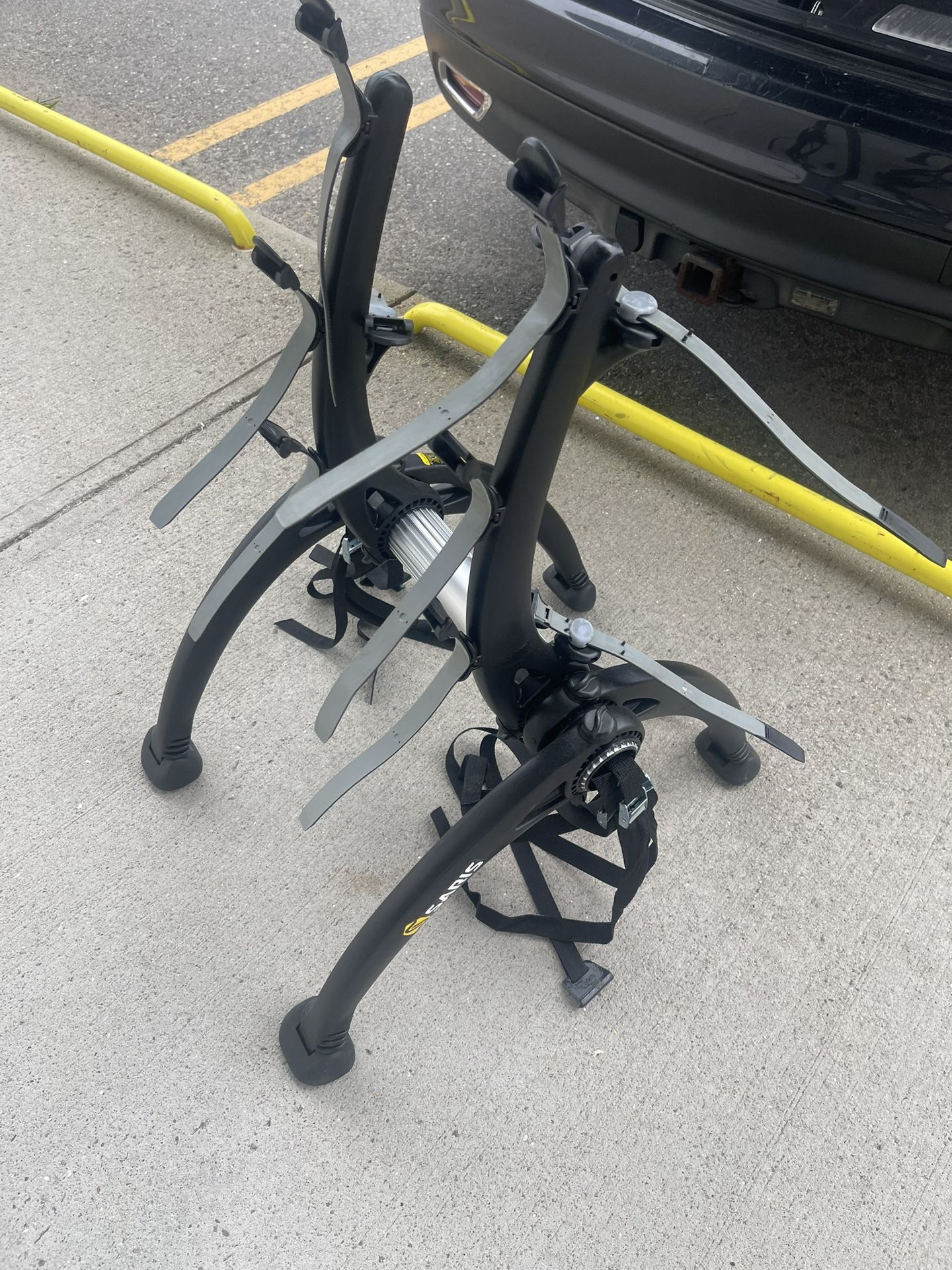 Bike Trunk Rack/ Fits 3 Bikes
