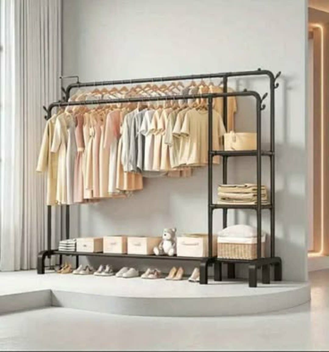 Black Heavy-Duty Freestanding Clothing Rack 