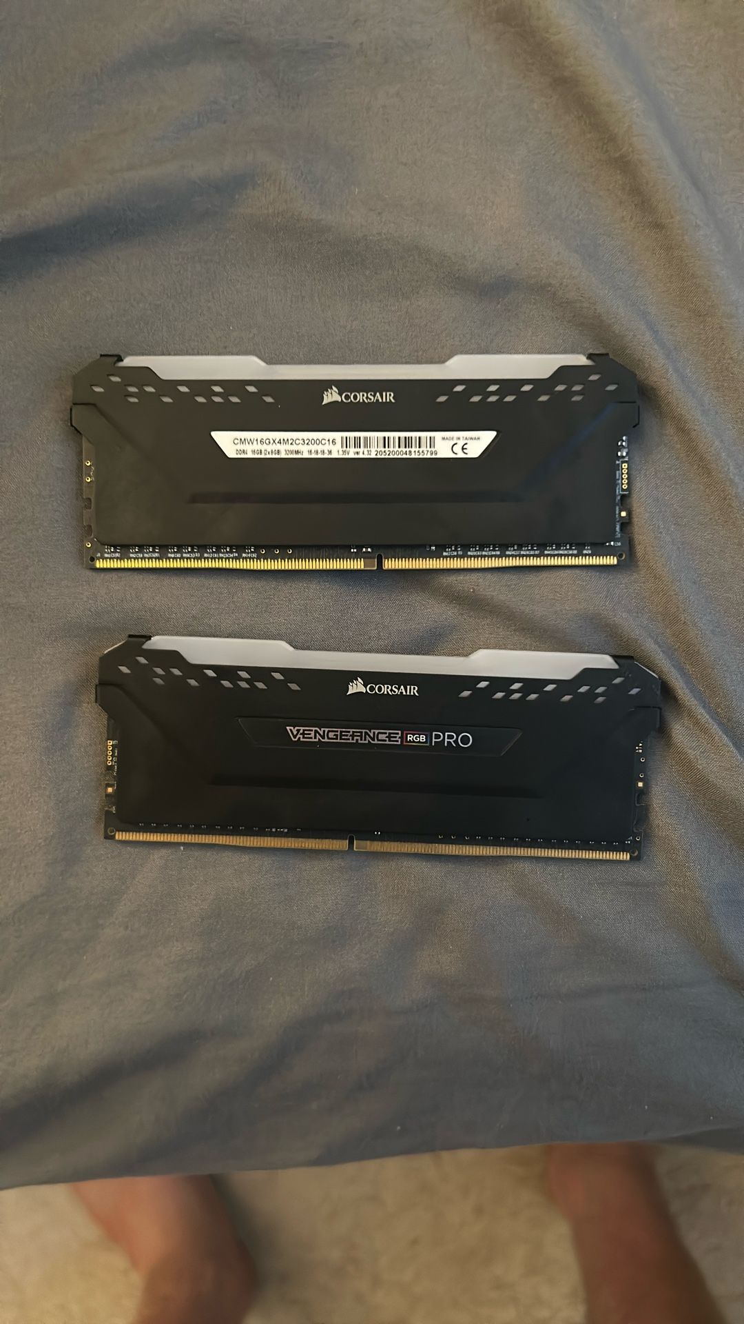 Corsair RGB Ram 16gb 3200mhz (For Computer)