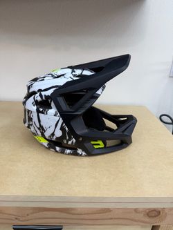 Fox Proframe Thrive