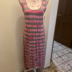 Summer Streps Dress Size M