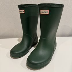 Hunter Boots Kids' First Classic Rain Boot size 13B/1G