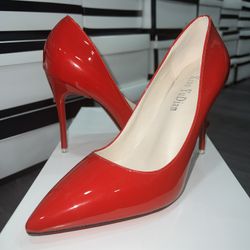 Red Christmas a heels