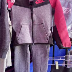 Nike. Ropita Nike