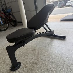 Power tech Adjustable Weight Bench