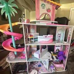 Doll House 