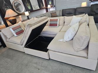 Modular Beige Comfy Sectional Couch by Ashley Furniture
🚛 SAME-DAY DELIVERY AVAILABLE
🏡 FREE In-Home Setup Included
💳 Payment Upon Delivery Opti