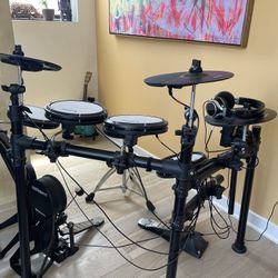 Electronic Drum Set