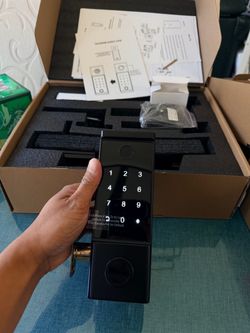 Smart Door Lock with Fingerprint Unlock with handle