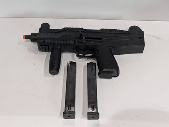 Ekol ASI UZI Style 9mm P.A Blank Firing Automatic Prop Gun With 2 Magazines