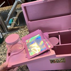 Pink Box 