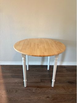 30” Round Drop Leaf Table