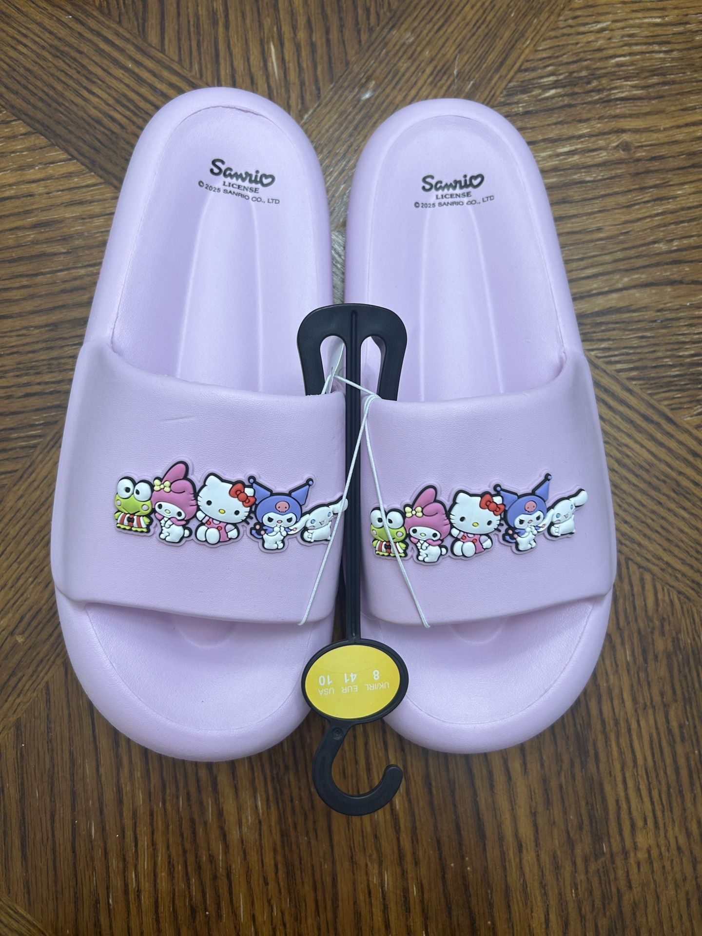 NWT licensed Sanrio hello kitty & friends women Sandals Size 10