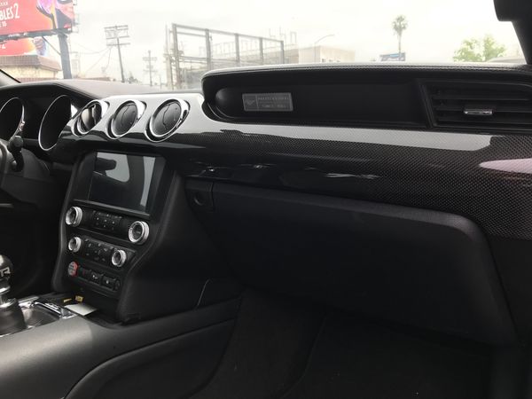 2017 Ford Mustang Real Carbon Fiber Dash Straight Plain Weave 2017 Ford Mustang Real Carbon Fiber Dash Straight Plain Weave