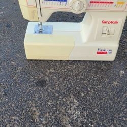 Sewing Machine,  Needs Cable W/ Pedal 