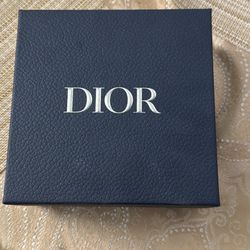 Dior cologne Plus Bag