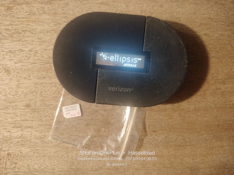 Verizon Ellipsis Jetpack Mobile Hotspot With A SIM card With 10 Dollars