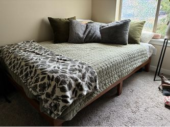 Queen bed (mattress, mattress pad, frame