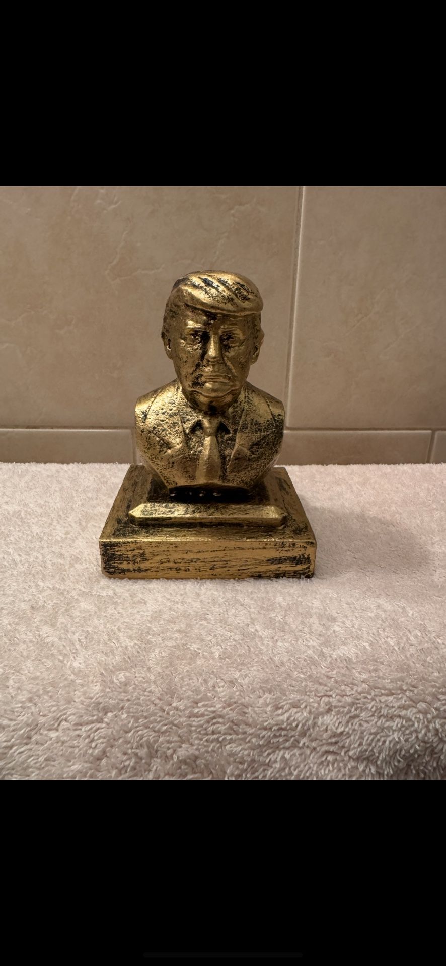 The Desktop Trump Bust Statue