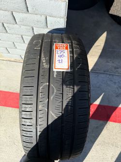 275/40/21 used tire