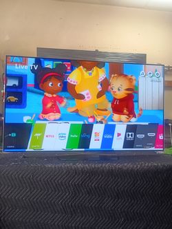65 inch OLED LG 4k smart tv beautiful OLED tv comes with remote control shows great quality clear picture works perfect guaranteed